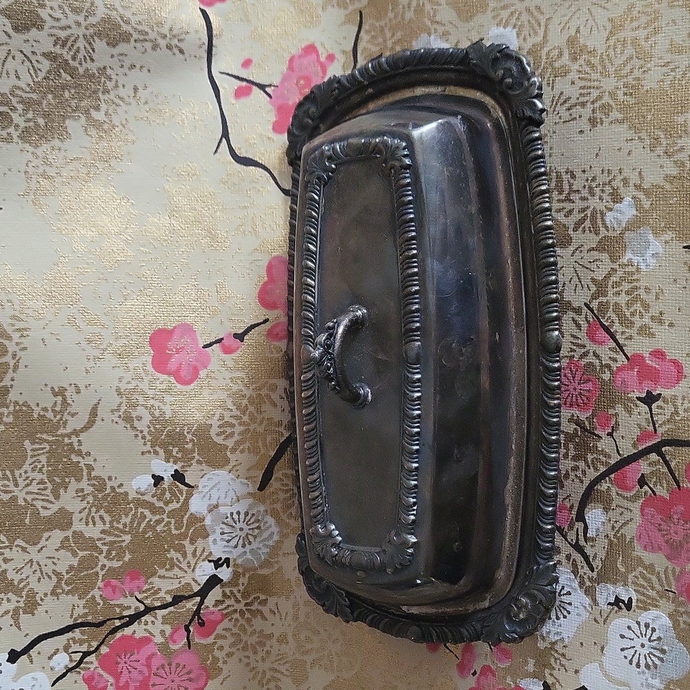 Vintage Pilgrim 73 Silver Plate covered Butter Dish with Glass insert